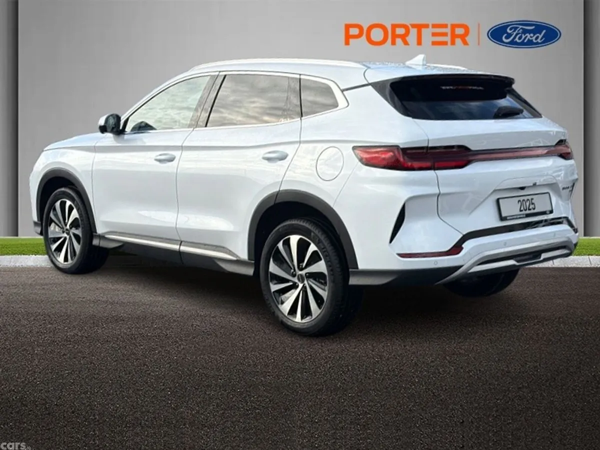 BYD SEAL U SUV, Petrol Hybrid, 2025, White