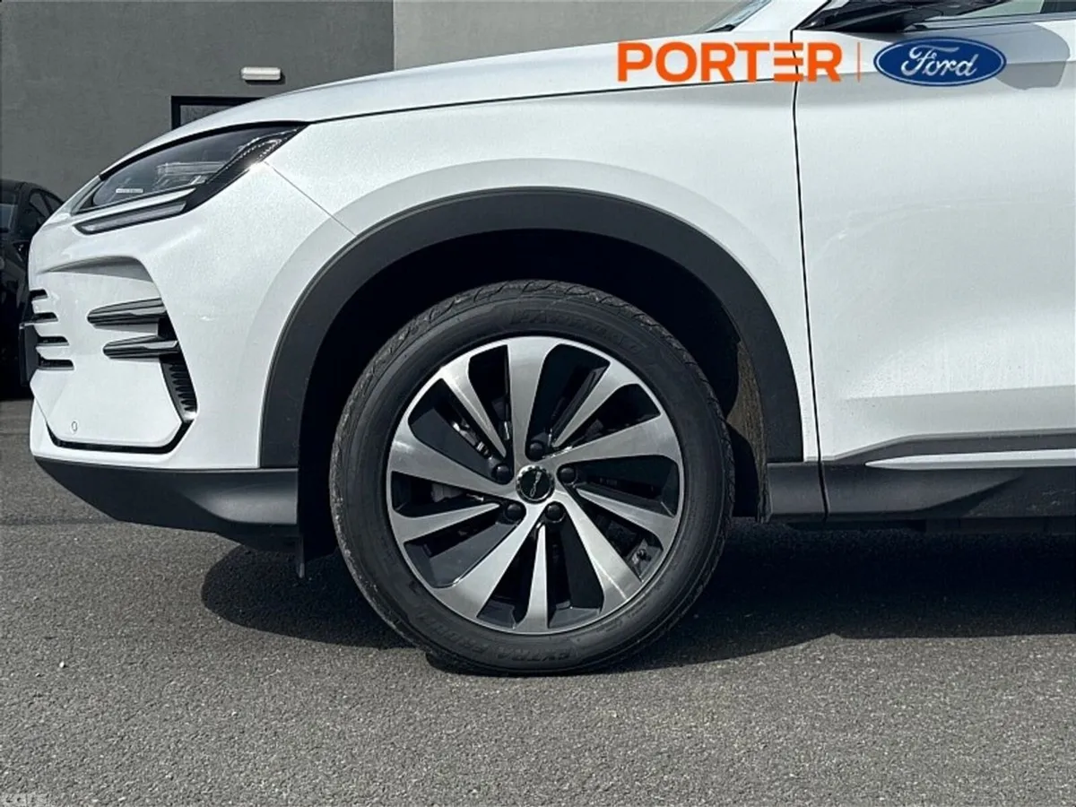 BYD SEAL U SUV, Petrol Hybrid, 2025, White