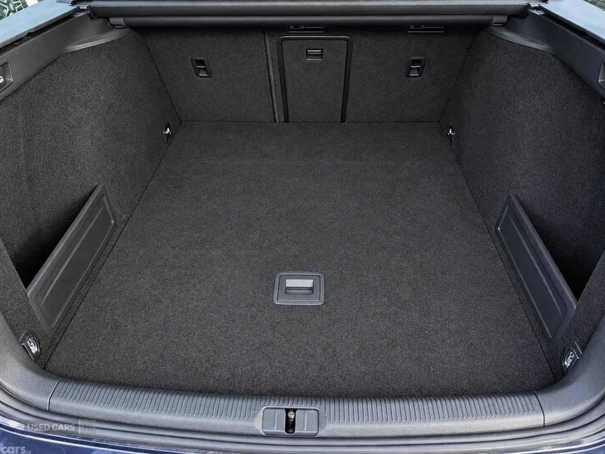 Volkswagen Passat , Petrol, 2014, Blue