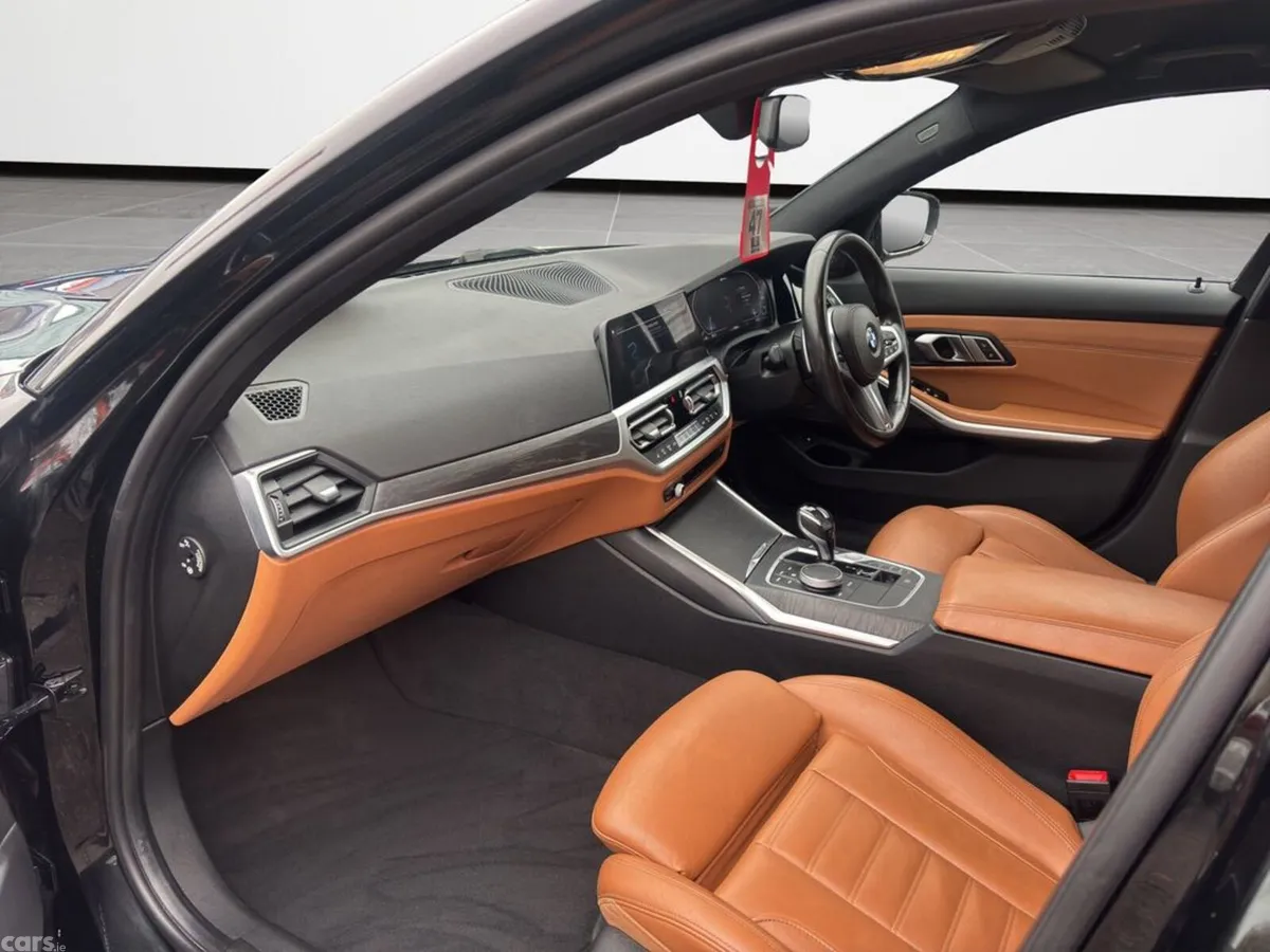 BMW 3-Series Saloon, Petrol Plug-in Hybrid, 2020, Black