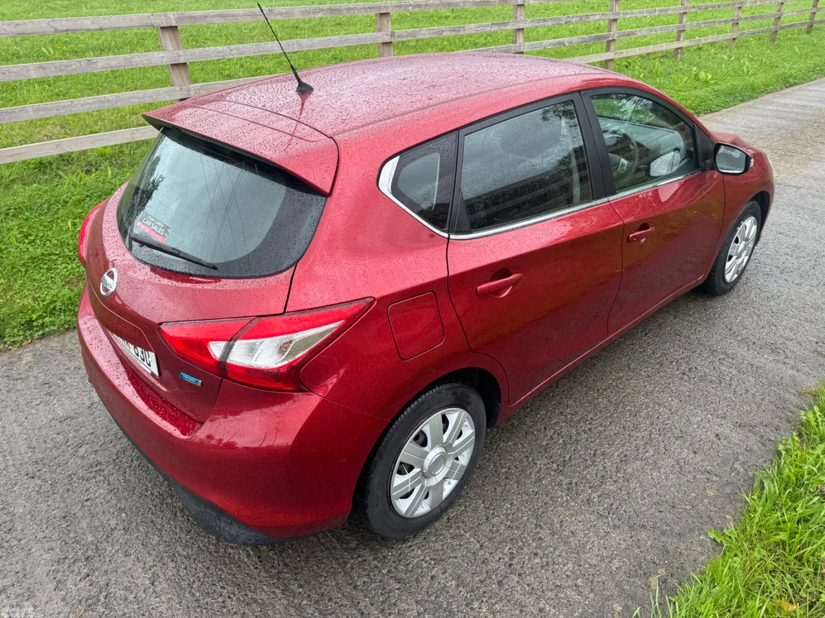 Nissan Pulsar Hatchback, Diesel, 2016, Red