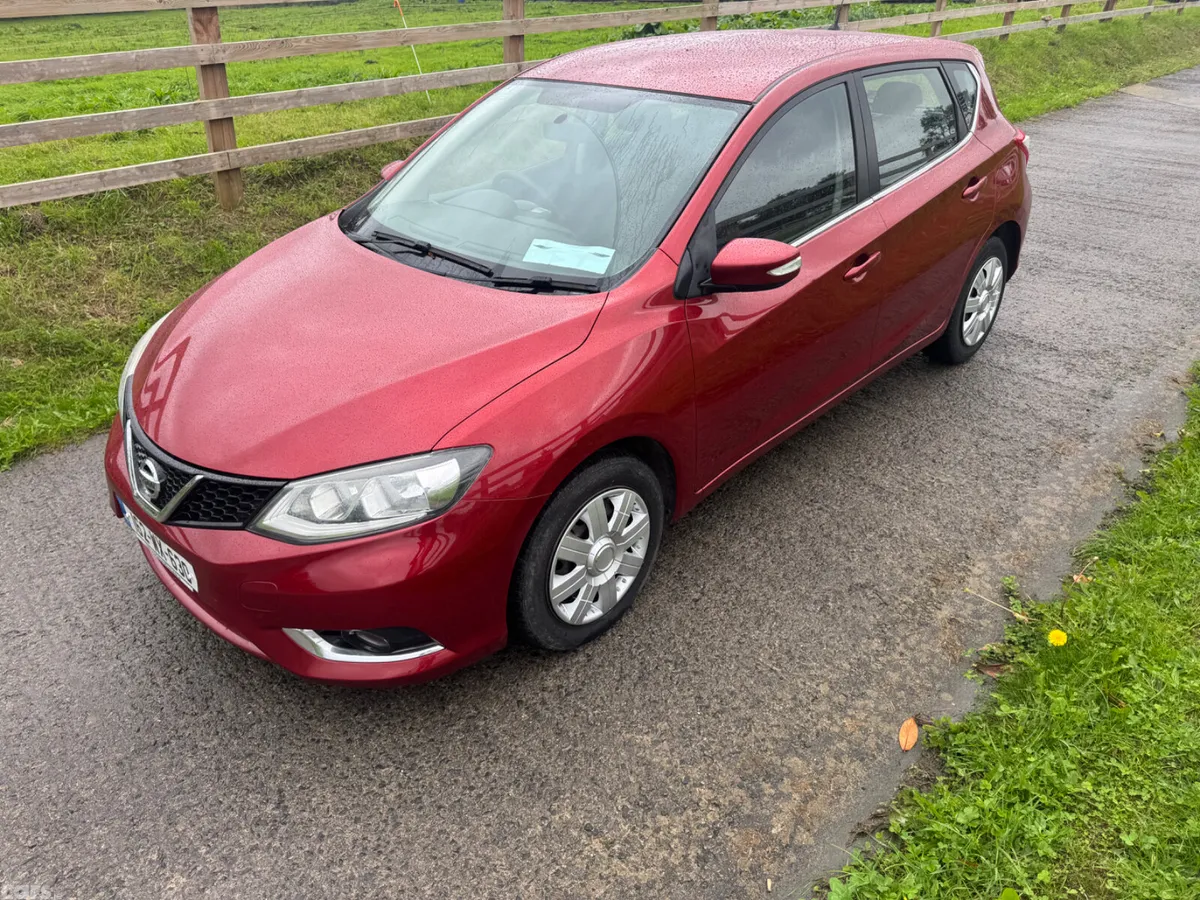 Nissan Pulsar Hatchback, Diesel, 2016, Red