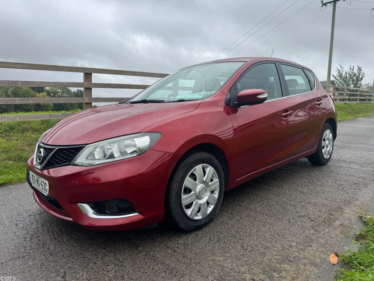 Nissan Pulsar Hatchback, Diesel, 2016, Red