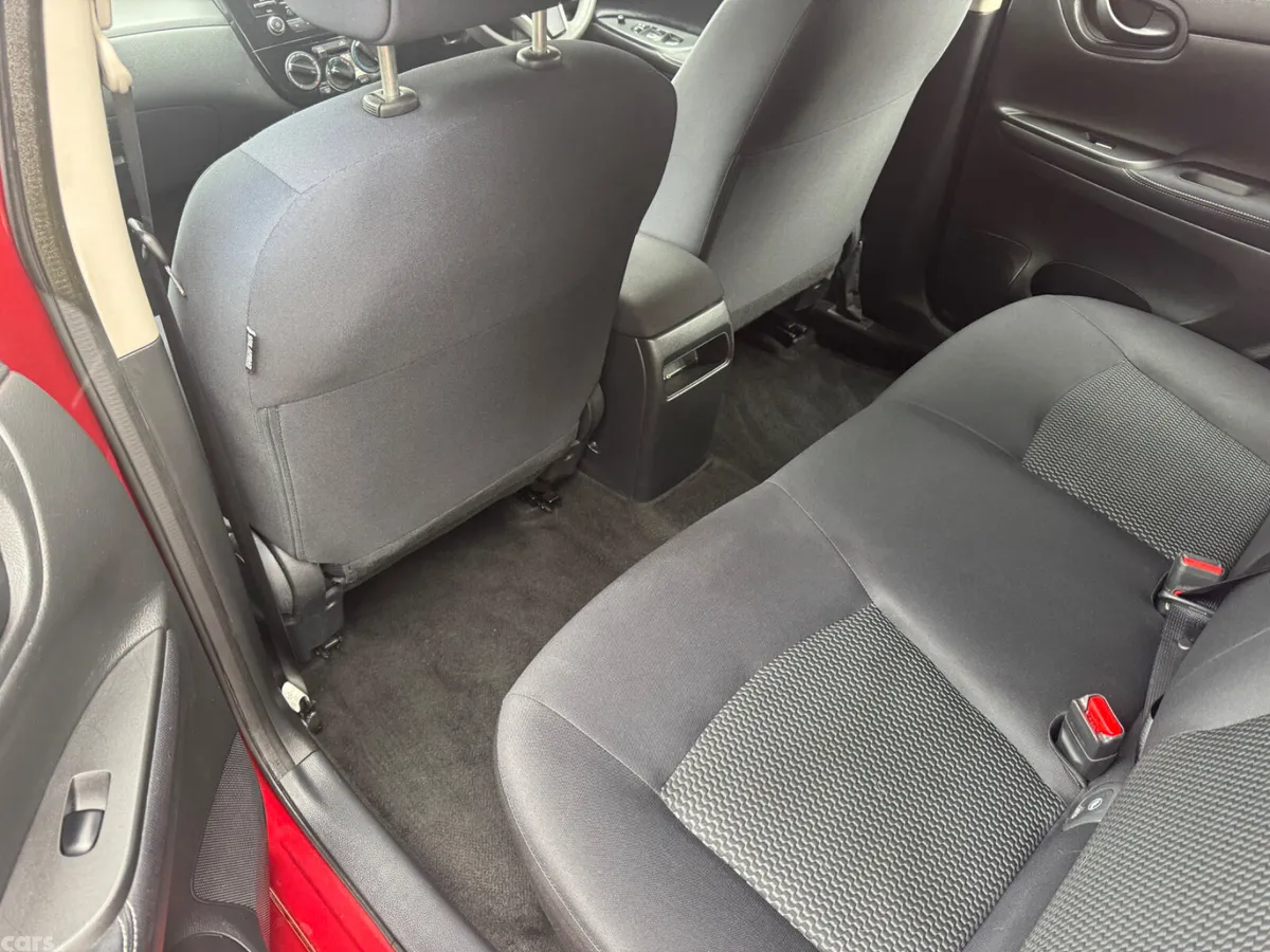 Nissan Pulsar Hatchback, Diesel, 2016, Red