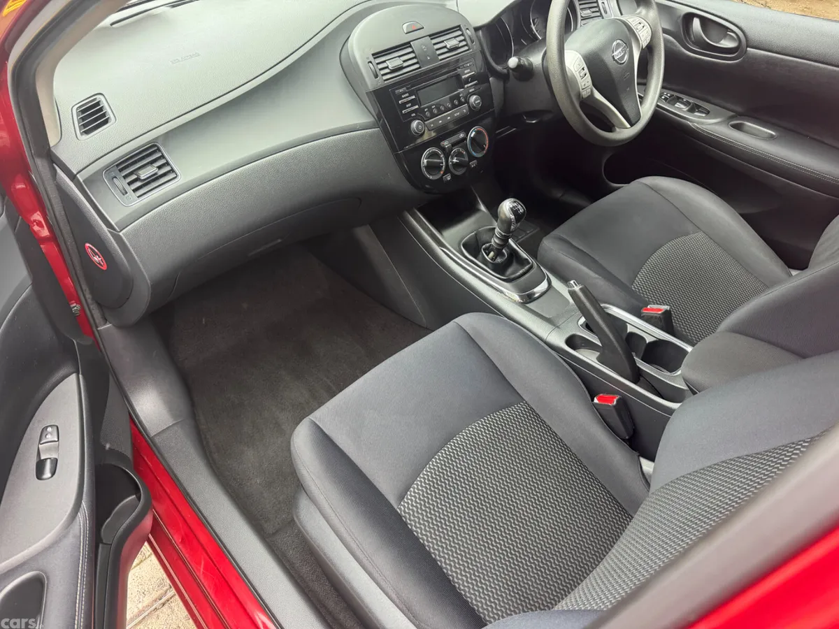 Nissan Pulsar Hatchback, Diesel, 2016, Red