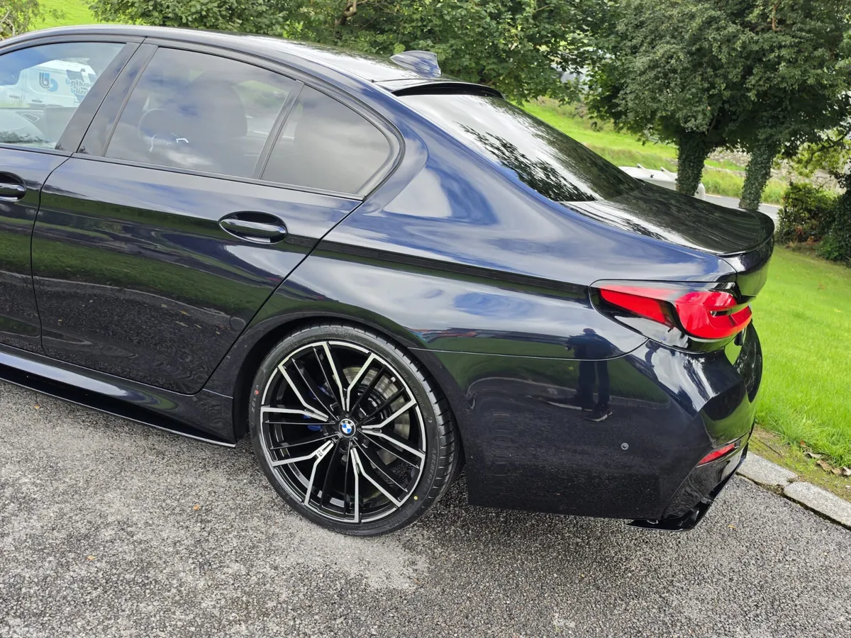 BMW 5-Series Saloon, Diesel, 2022, Black