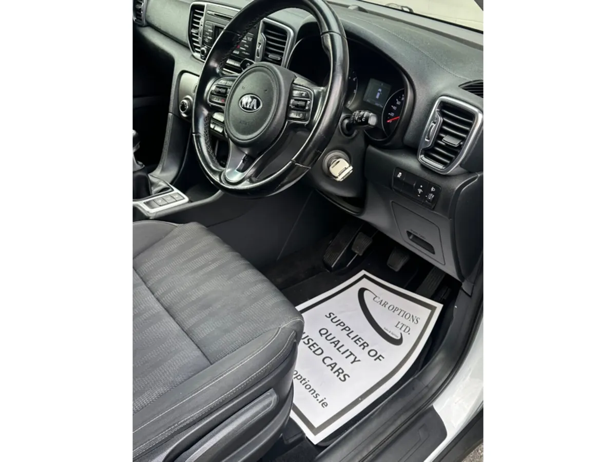Kia Sportage MPV, Diesel, 2017, White