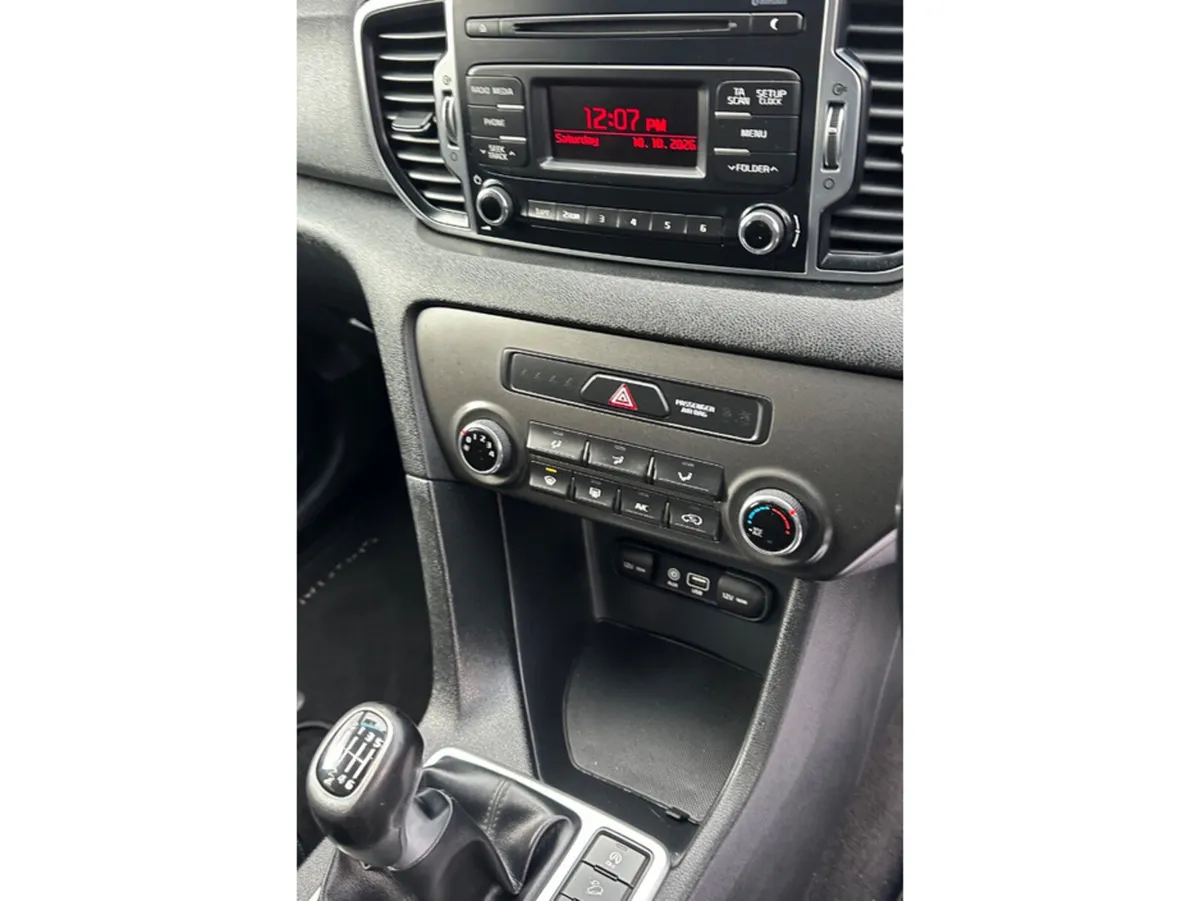 Kia Sportage MPV, Diesel, 2017, White
