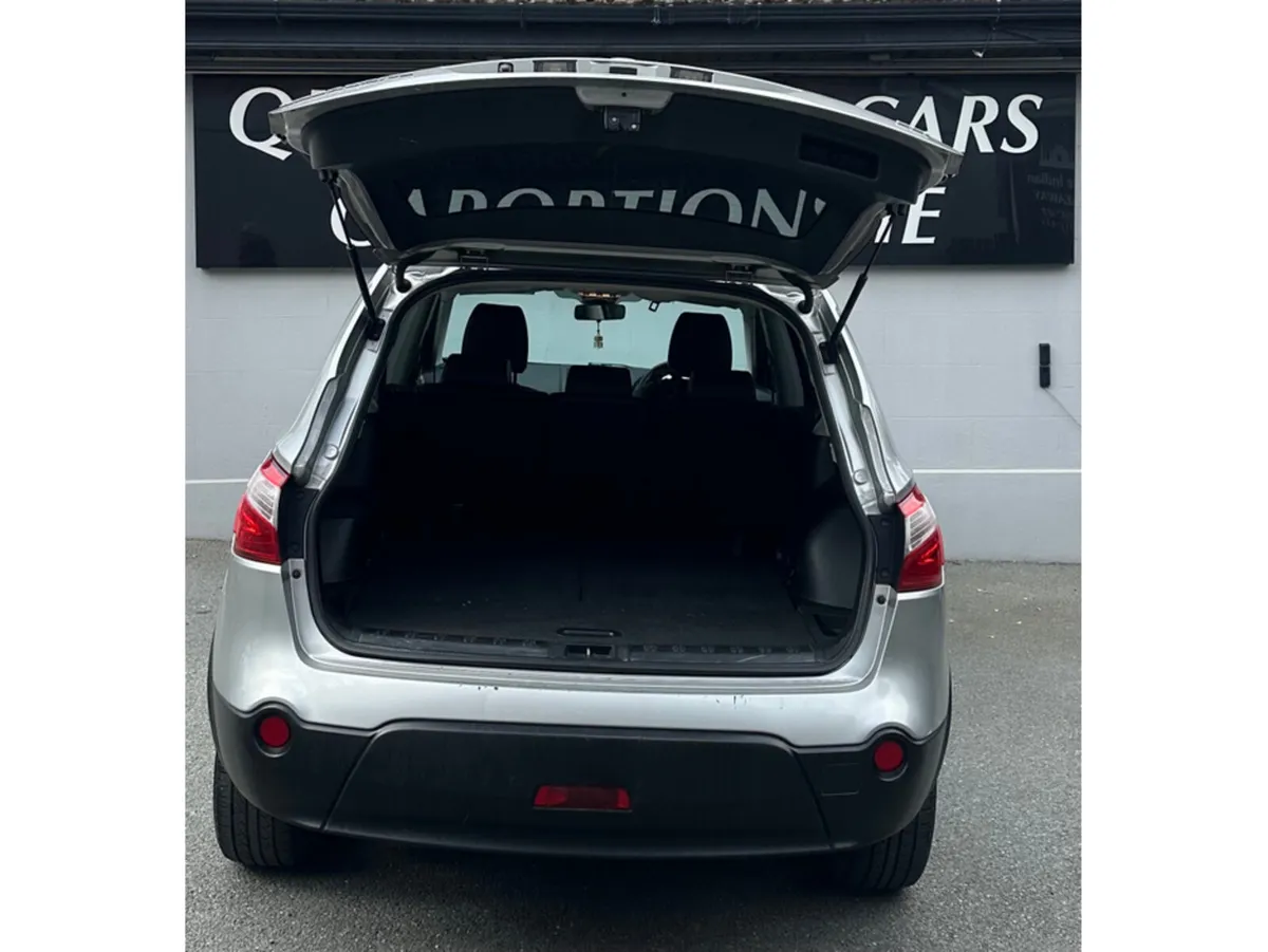 Nissan Qashqai+2 MPV, Diesel, 2013, Silver