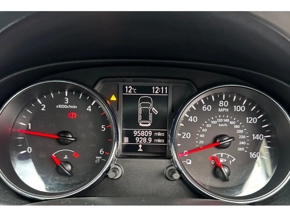 Nissan Qashqai+2 MPV, Diesel, 2013, Silver