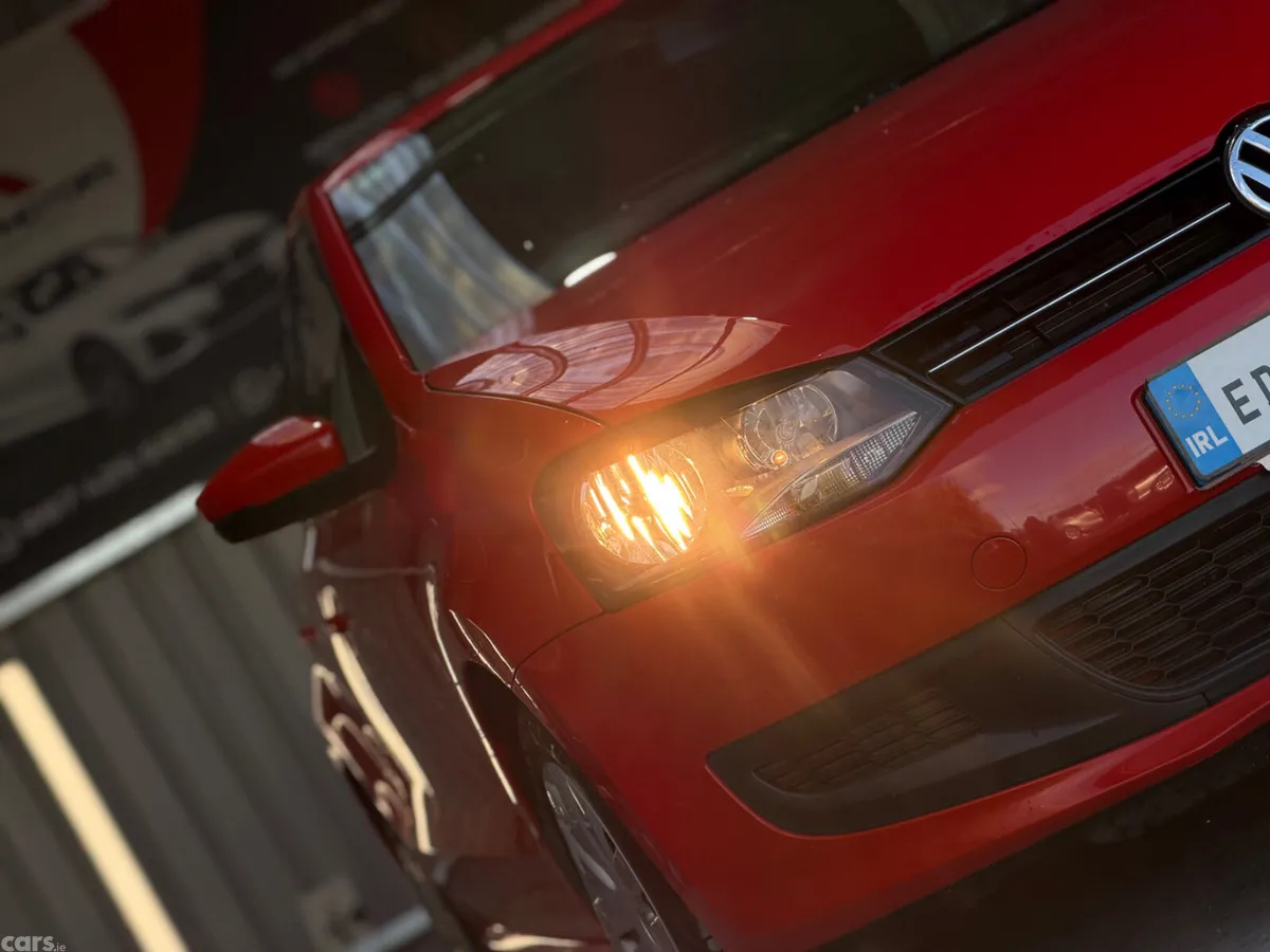 Volkswagen Polo Hatchback, Petrol, 2013, Red