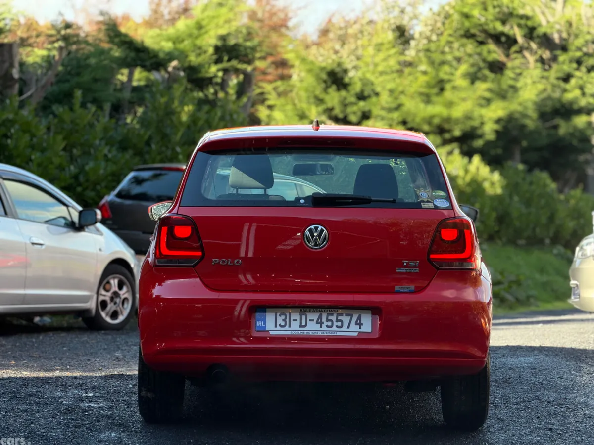 Volkswagen Polo Hatchback, Petrol, 2013, Red