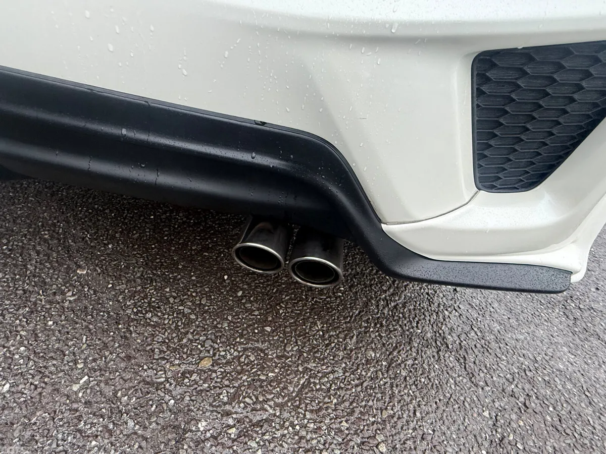 Honda Fit Hatchback, Petrol Hybrid, 2016, White