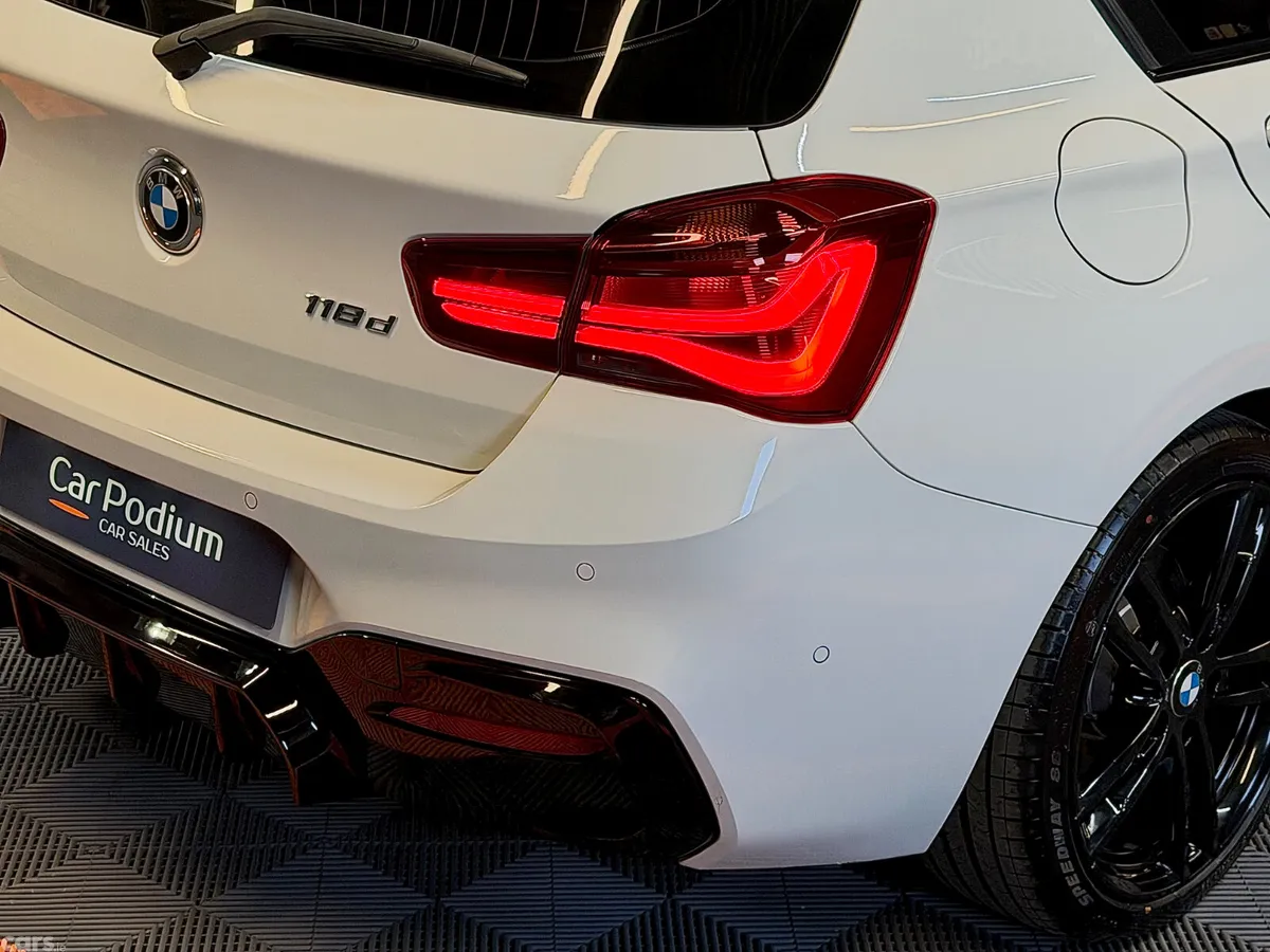 BMW 1-Series Hatchback, Diesel, 2018, White