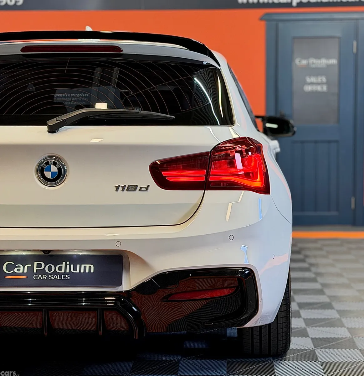 BMW 1-Series Hatchback, Diesel, 2018, White