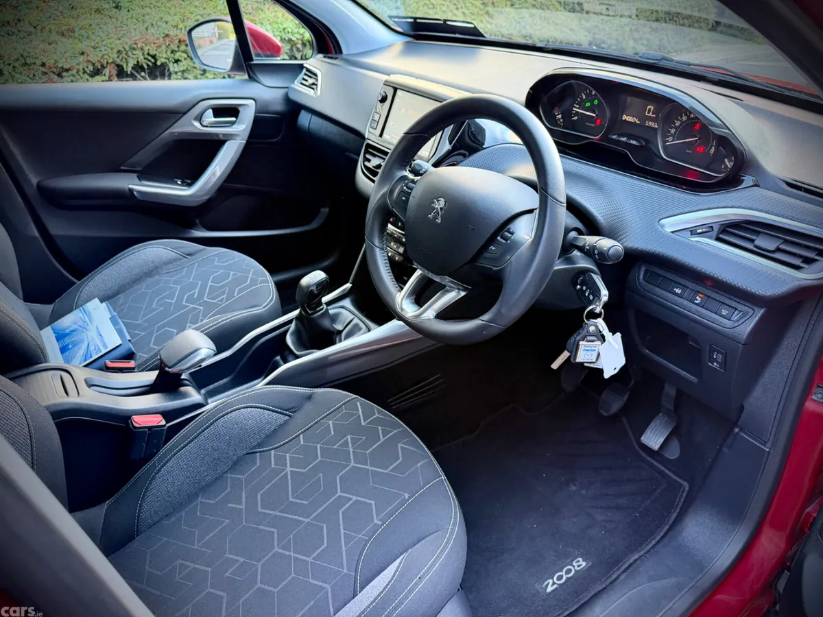 Peugeot 2008 Estate, Petrol, 2019, Red