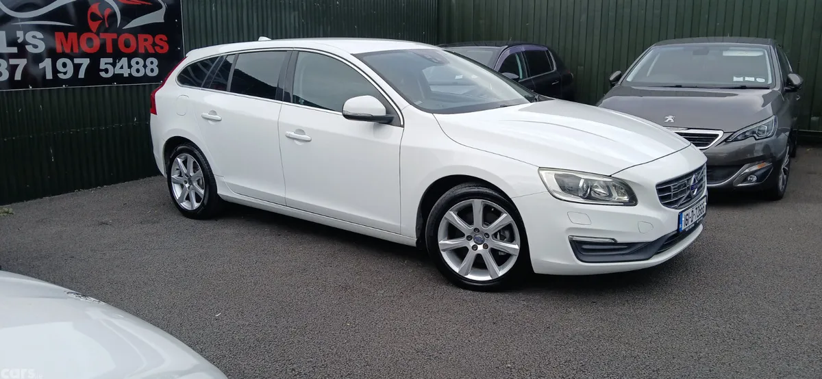 Volvo V60 Estate, Diesel, 2016, White
