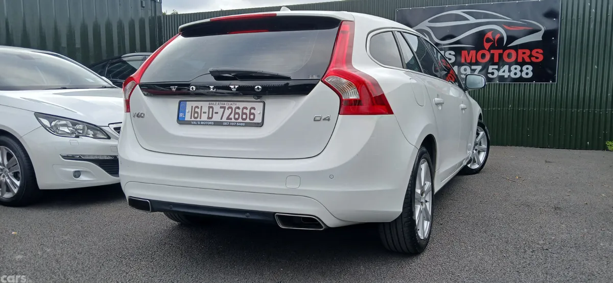 Volvo V60 Estate, Diesel, 2016, White
