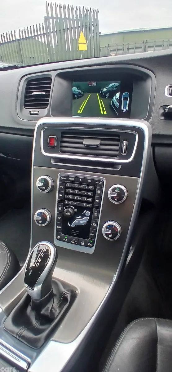 Volvo V60 Estate, Diesel, 2016, White