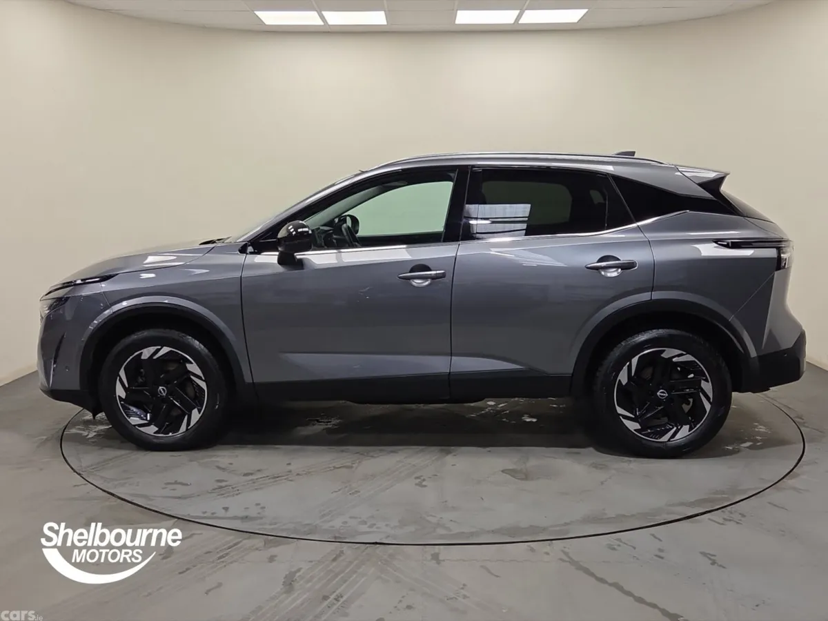 Nissan Qashqai Hatchback, Petrol Hybrid, 2025, Grey