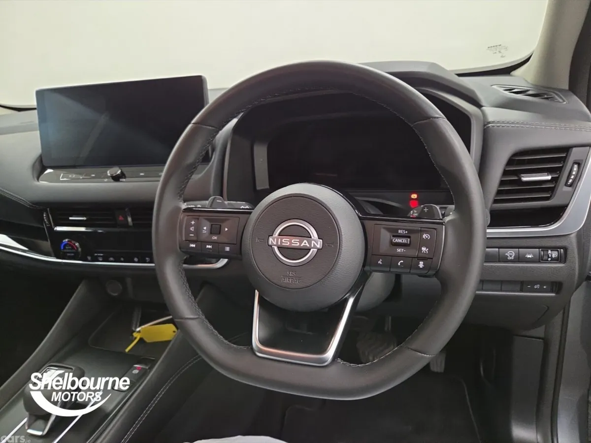 Nissan Qashqai Hatchback, Petrol, 2023, Grey
