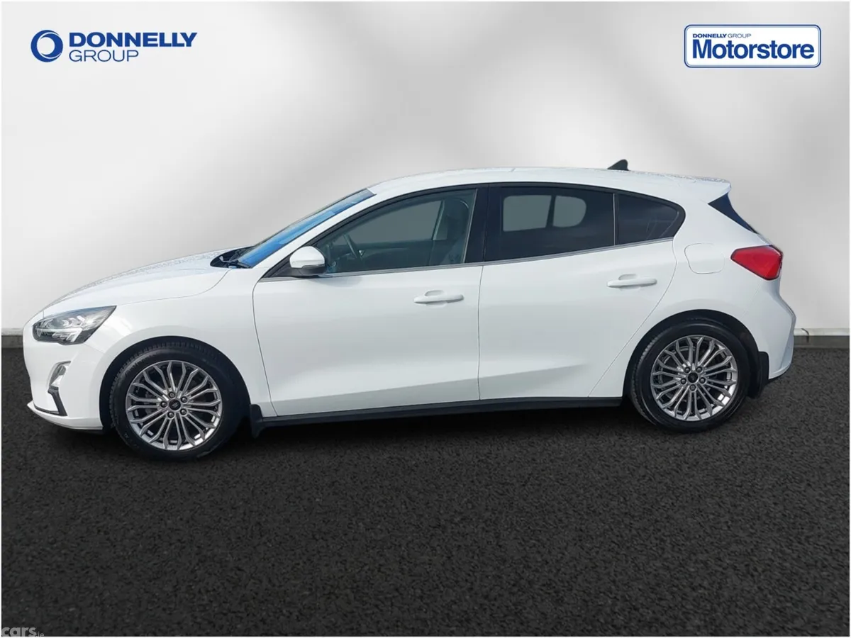 Ford Focus Hatchback, Diesel, 2021, White