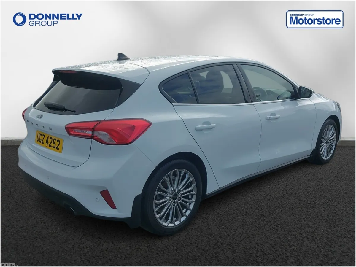 Ford Focus Hatchback, Diesel, 2021, White