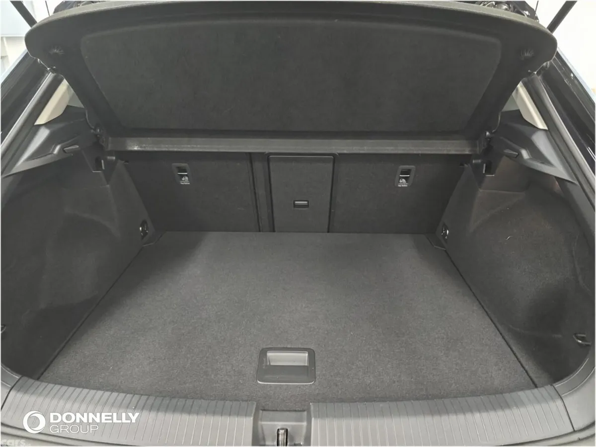 Volkswagen T-Roc Hatchback, Petrol, 2023, Black