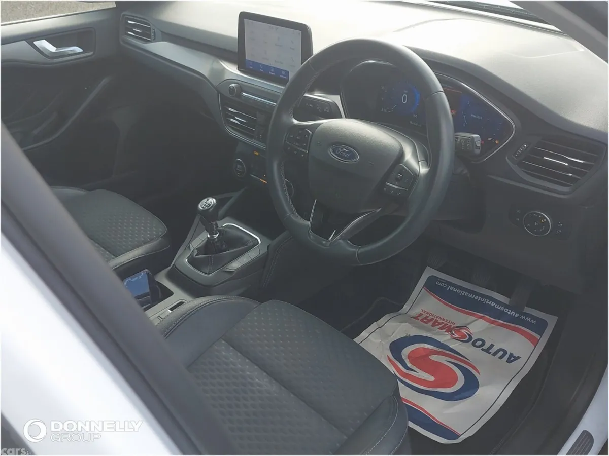 Ford Focus Hatchback, Diesel, 2021, White