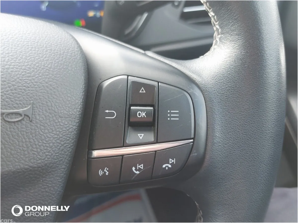 Ford Focus Hatchback, Diesel, 2021, White