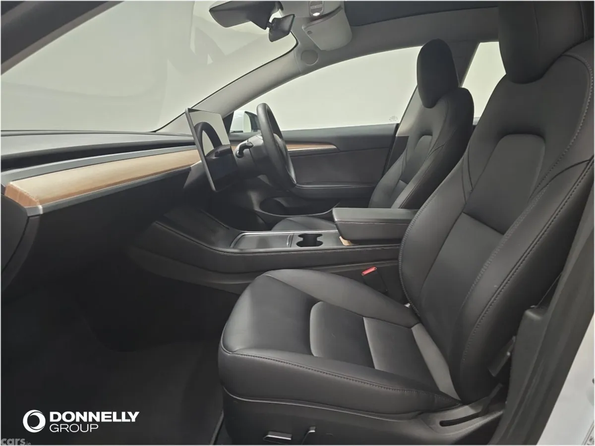 Tesla Model 3 Saloon, Electric, 2023, White