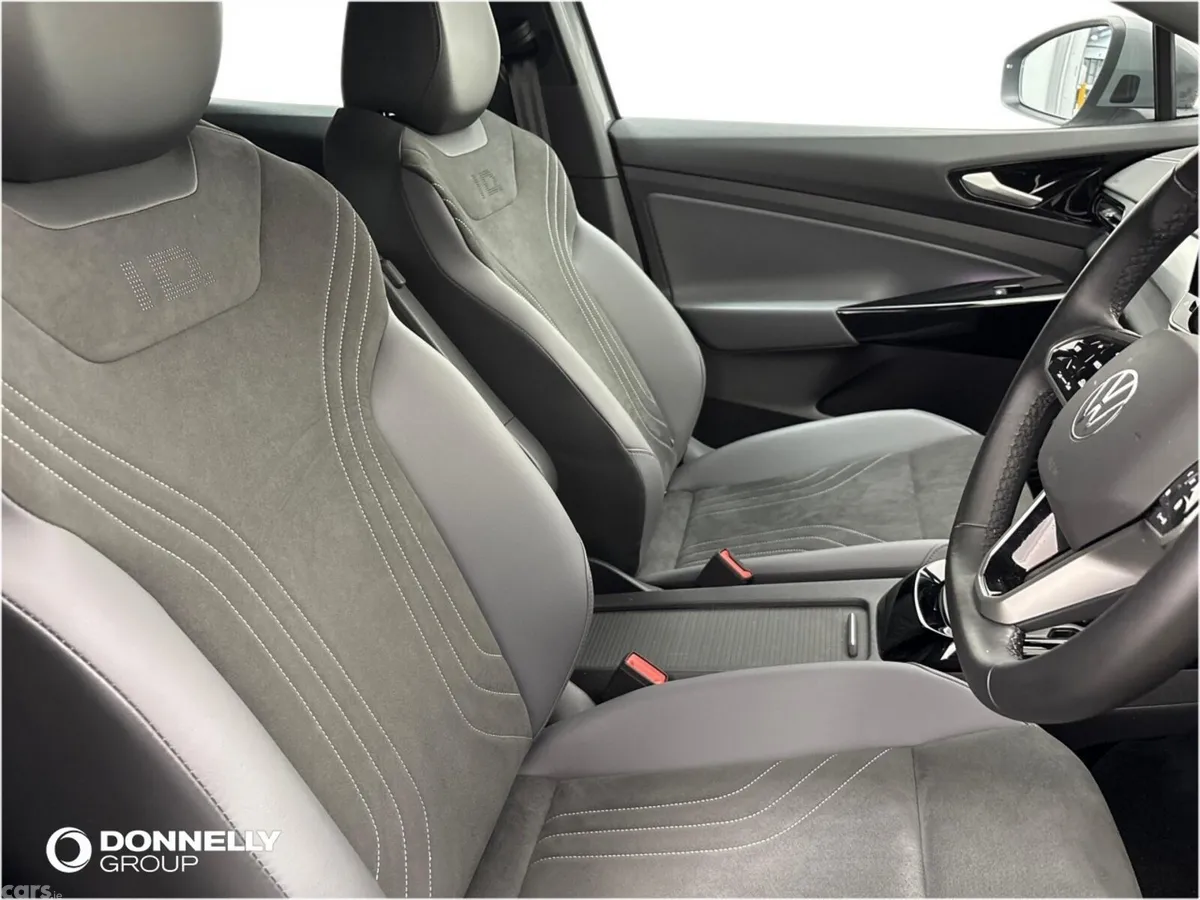 Volkswagen ID.4 Estate, Electric, 2025, Grey