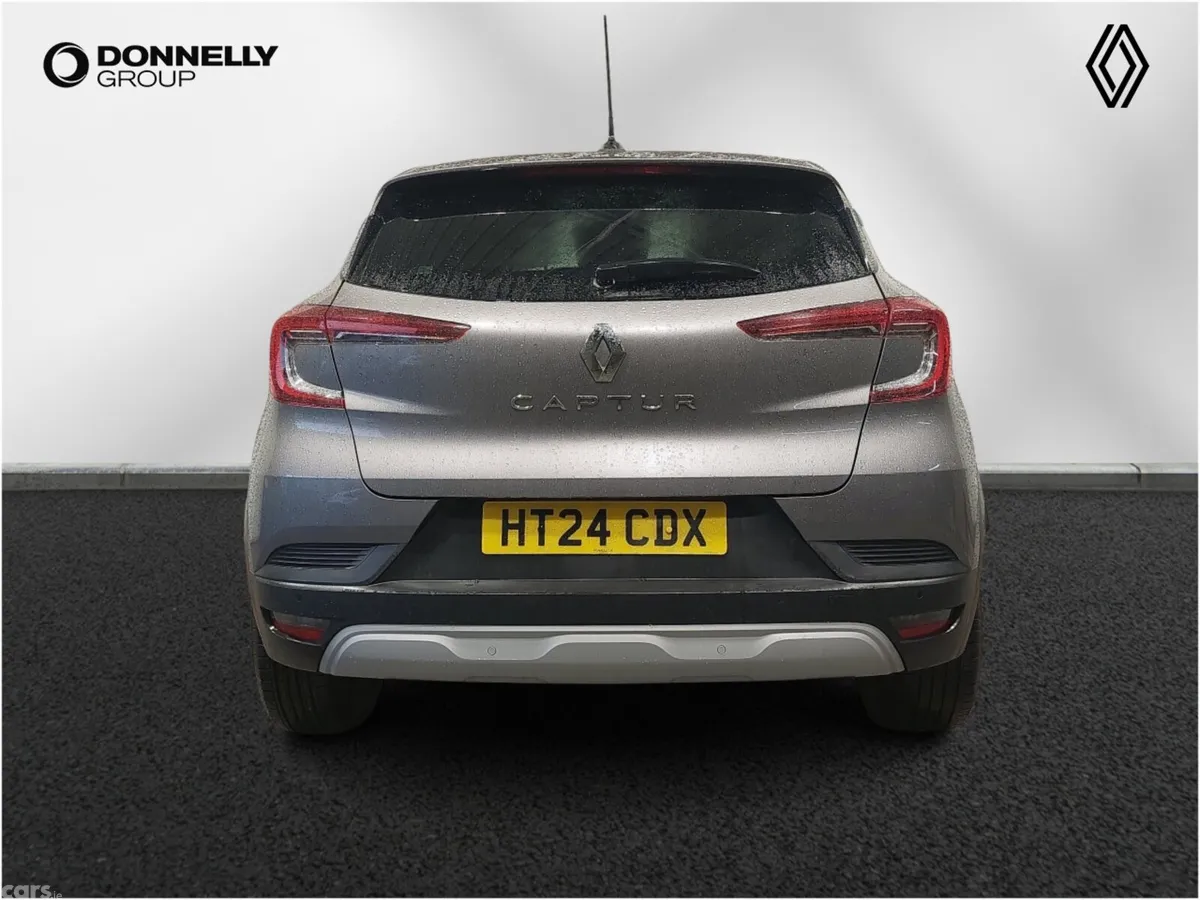 Renault Captur Hatchback, Petrol, 2024, Grey
