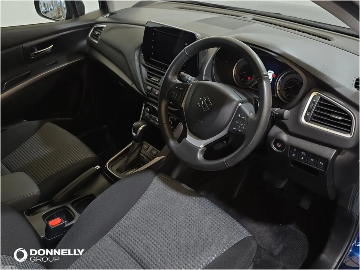 Suzuki S-CROSS Hatchback, 2023, Blue