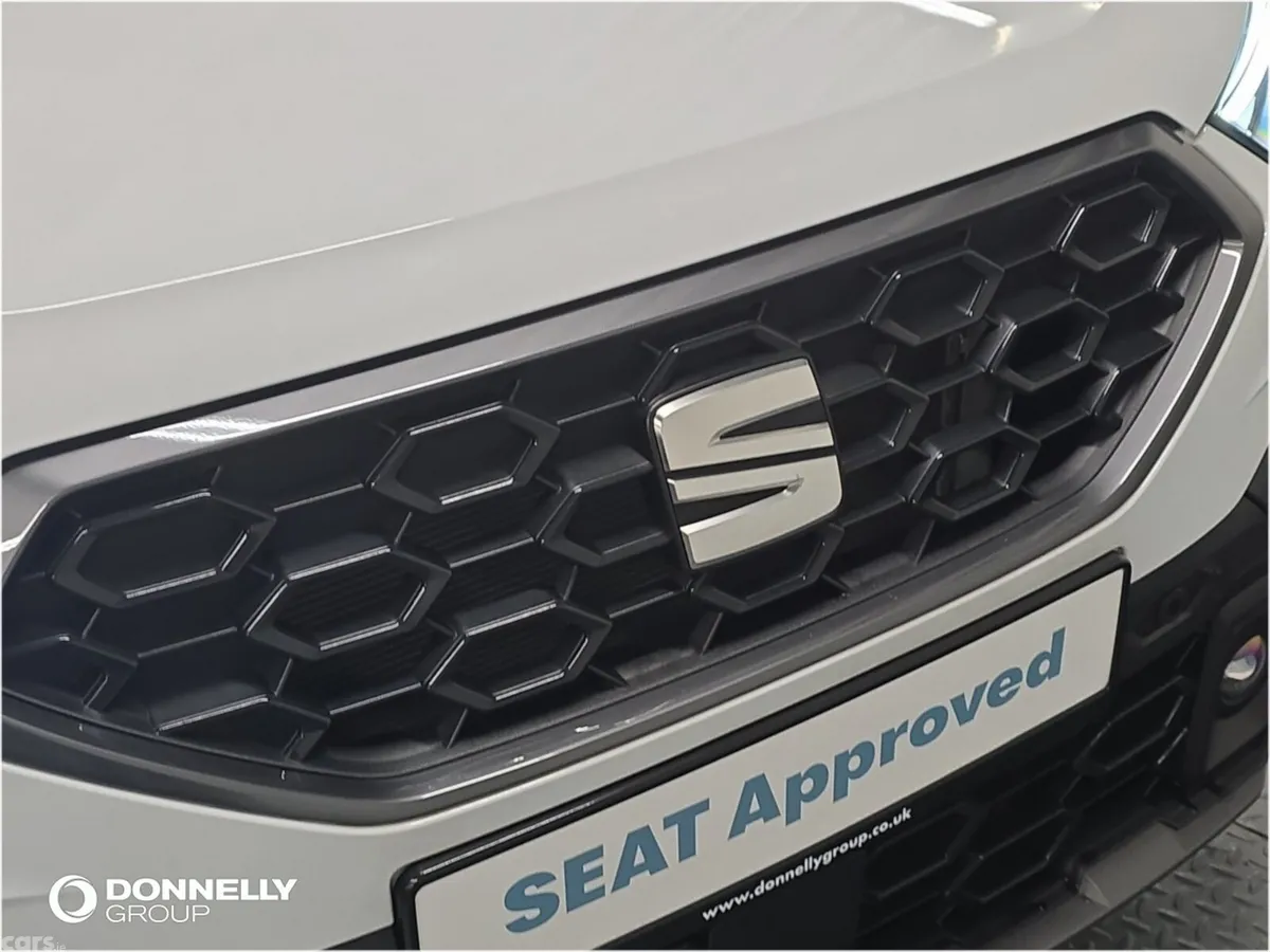 SEAT Arona Hatchback, Petrol, 2026, White