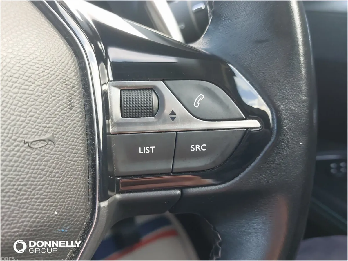 Peugeot 3008 Estate, Petrol, 2021, White