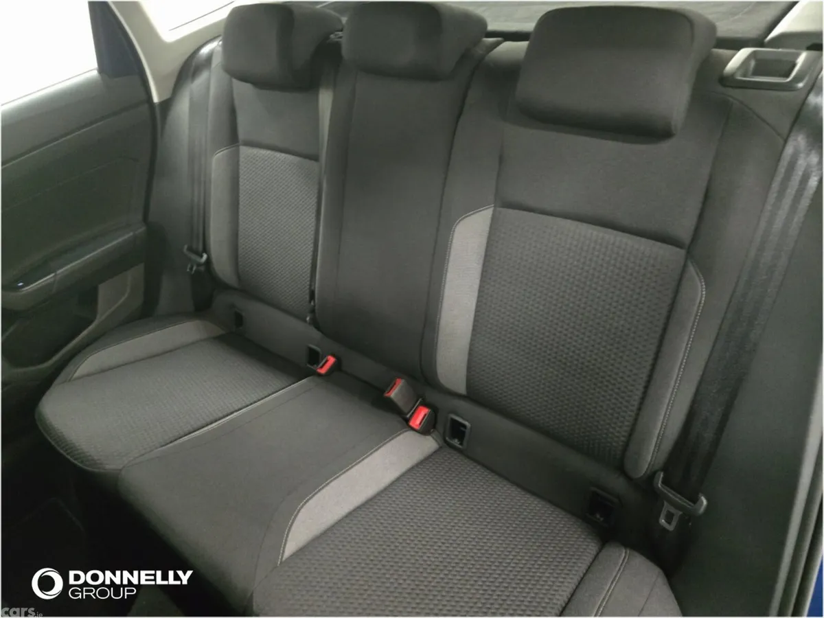 Volkswagen Taigo Hatchback, Petrol, 2023, Blue