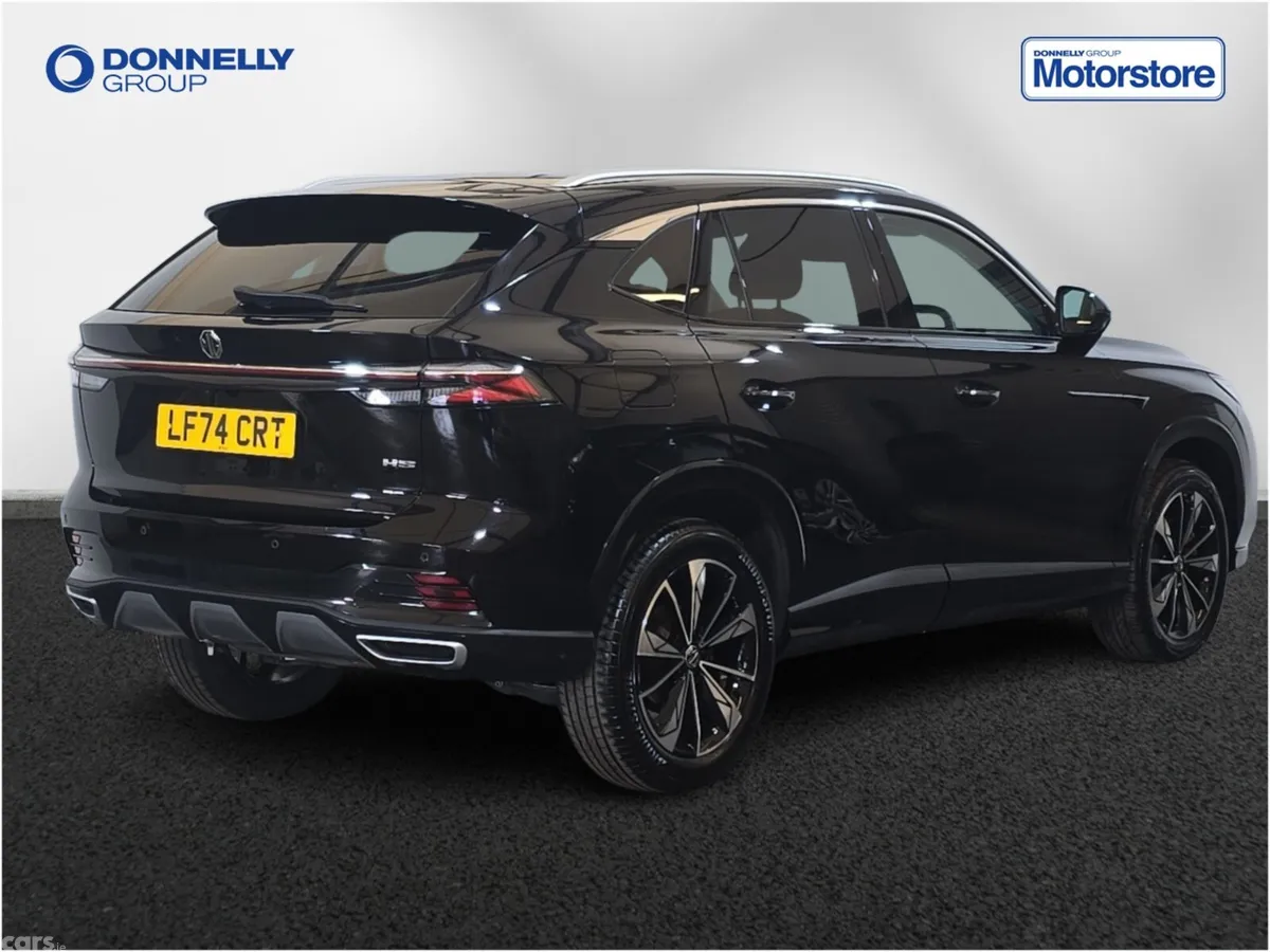 MG HS Hatchback, Petrol, 2025, Black