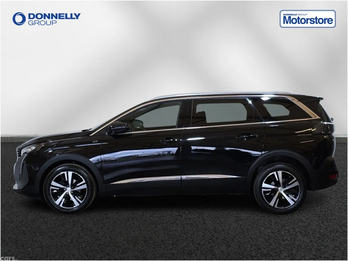 Peugeot 5008 Estate, Petrol, 2023, Black