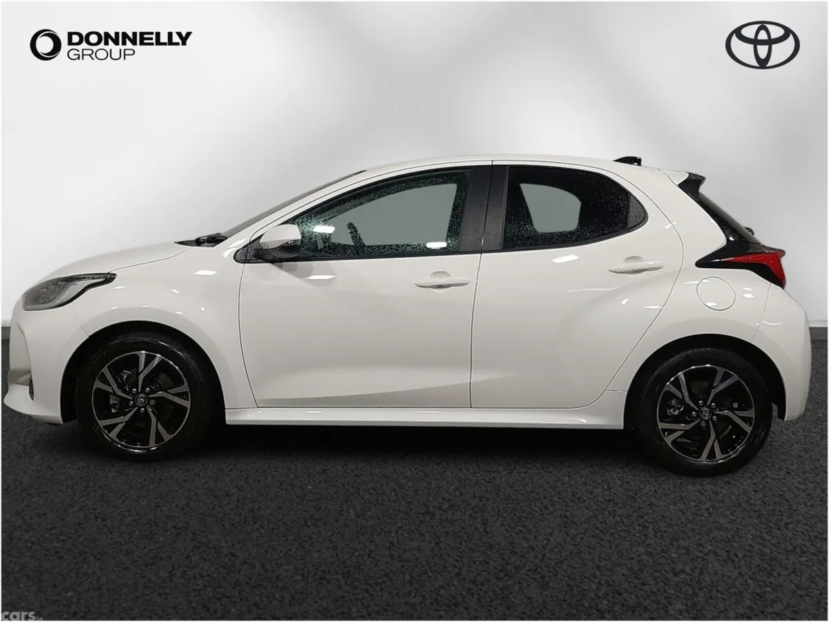 Toyota Yaris Hatchback, Petrol Hybrid, 2026, White