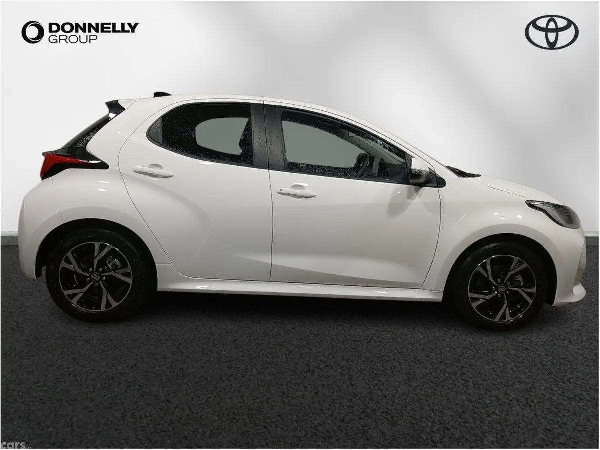 Toyota Yaris Hatchback, Petrol Hybrid, 2026, White