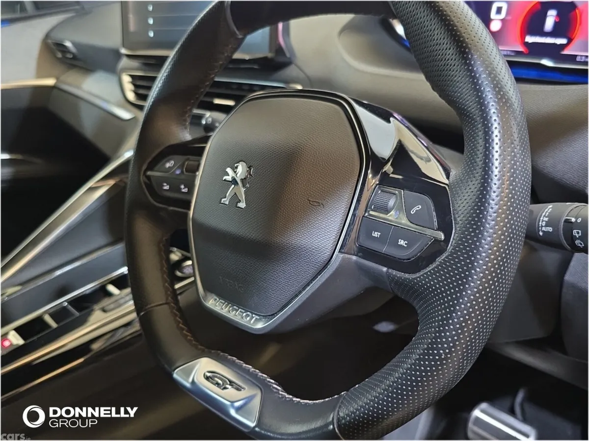 Peugeot 5008 Estate, Petrol, 2023, Black