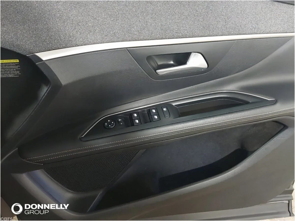 Peugeot 3008 Estate, Petrol, 2020, Grey