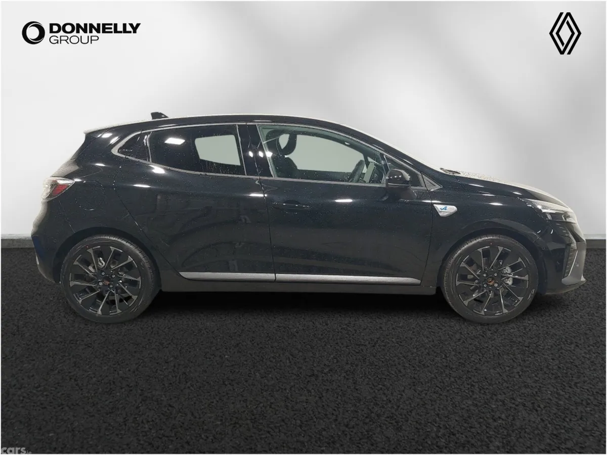 Renault Clio Hatchback, 2026, 