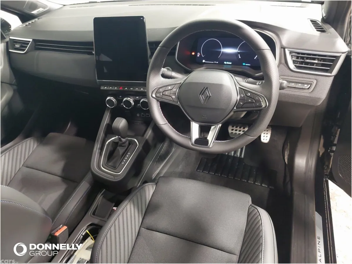 Renault Clio Hatchback, 2026, 
