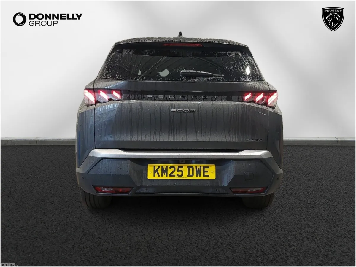 Peugeot 5008 SUV, Petrol, 2025, Grey