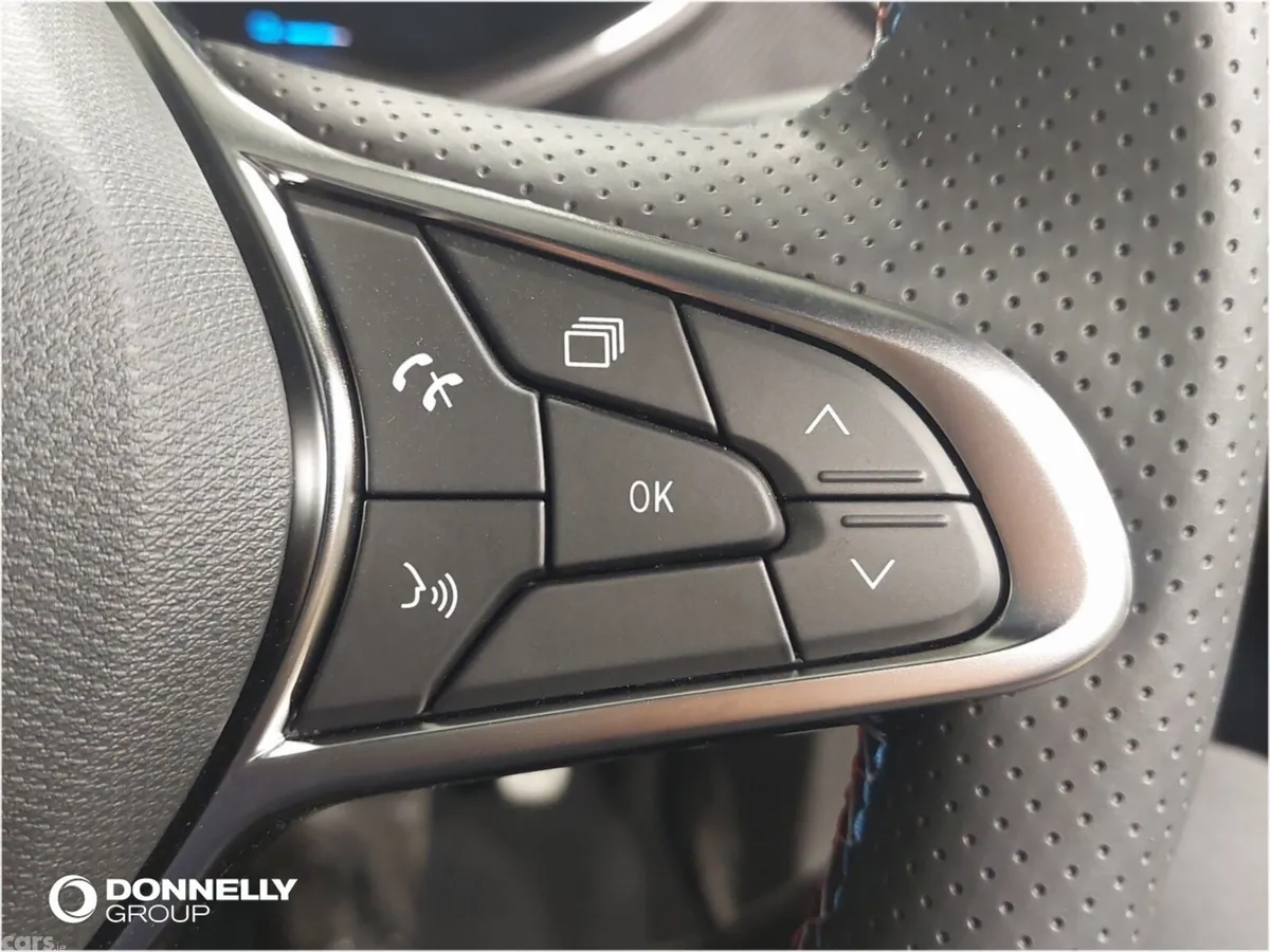 Renault Clio Hatchback, 2026, 
