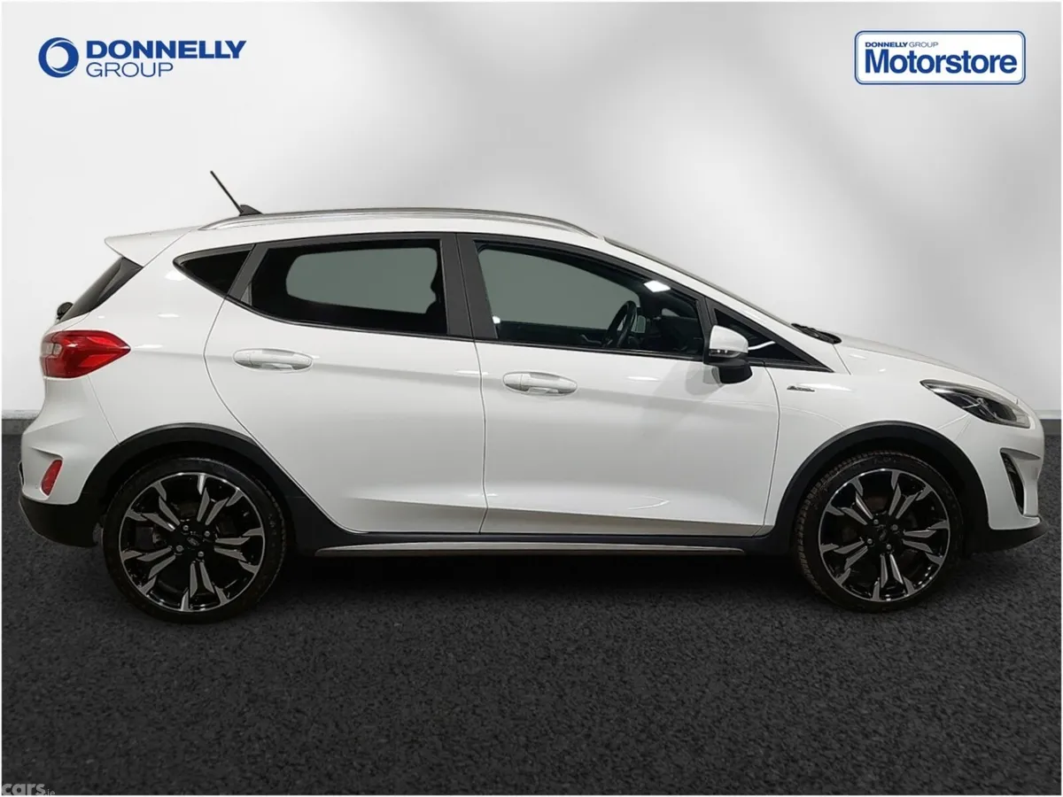 Ford Fiesta Hatchback, Petrol, 2020, White