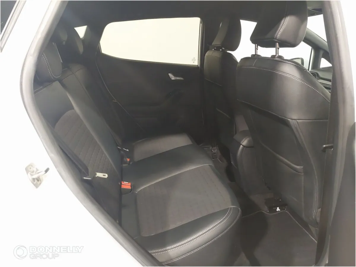 Ford Fiesta Hatchback, Petrol, 2020, White