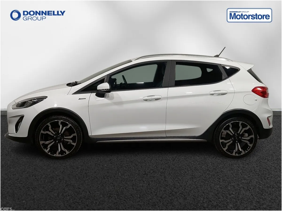 Ford Fiesta Hatchback, Petrol, 2020, White